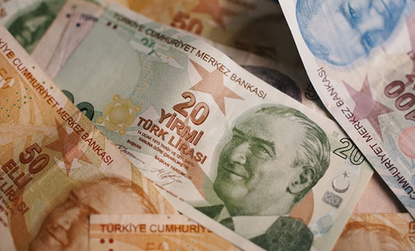Daha ucuzu yok! Peynir ekmek gibi satıyor! Bankalardan icralık araçlar